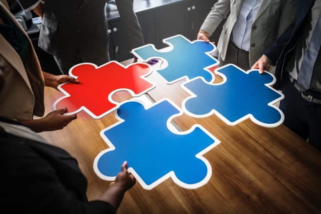 puzzle pieces held by co-branding partners